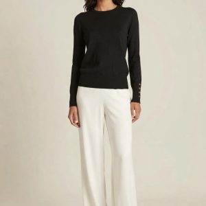 Camisola Lisa de Malha Suave com Botões no Punho