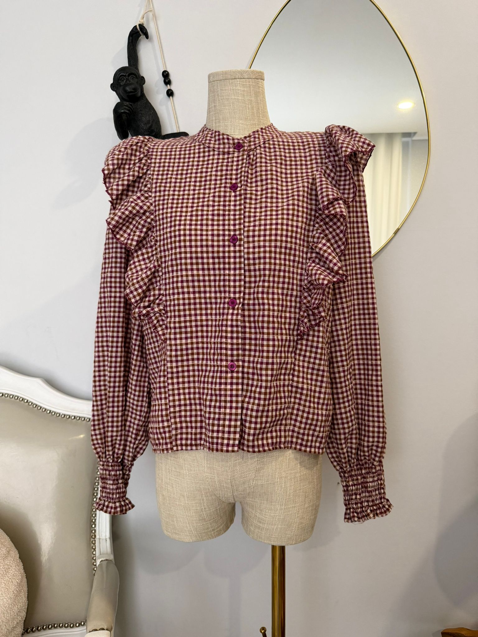 Camisa Xadrez com Folhos Frontais e Posteriores - Image 4